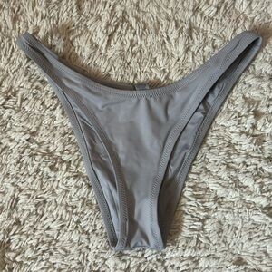 NWT SKIMS RECYCLED SWIM CHEEKY TANGA BIKINI BOTTOM IN CHROME M
